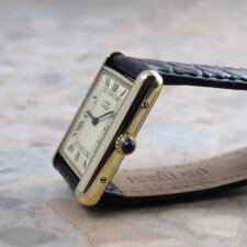 

                        カルティエ マスト タンク LM 手巻き式 ヴィンテージ メンズ 時計 Cartier Tank アンティーク 腕時計 ウォッチ:画像2
          
        