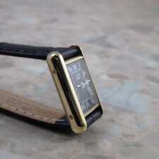 
                        カルティエ マストタンク SM 手巻き レディース ブラック 黒文字盤 Cartier コンプリートサービス済:画像3
          
        