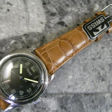 グリュエン ミリタリー センターセコンド アラビアインデックス 1950年代 ボンベイダイアル 正面全体