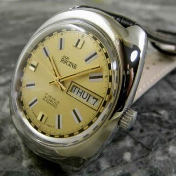 ギャレット(GALLET) RACINE デイデイト 自動巻き 1970年代 正面全体