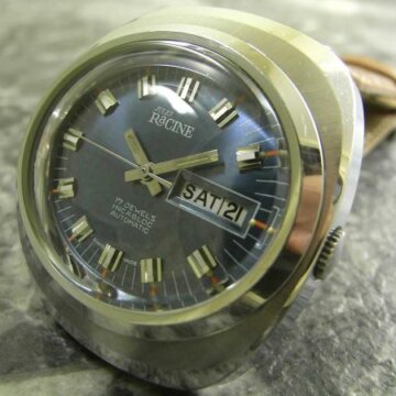 ギャレット(GALLET) RACINE デイデイト ブルー文字盤 自動巻き 1970年代 正面全体