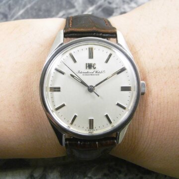 IWC オールドインター 筆記体ロゴ 名機Cal.89 試着イメージ