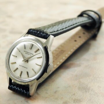 IWC オールドインター レディースウォッチ ラウンドケース 自動巻 アンティーク 正面全体