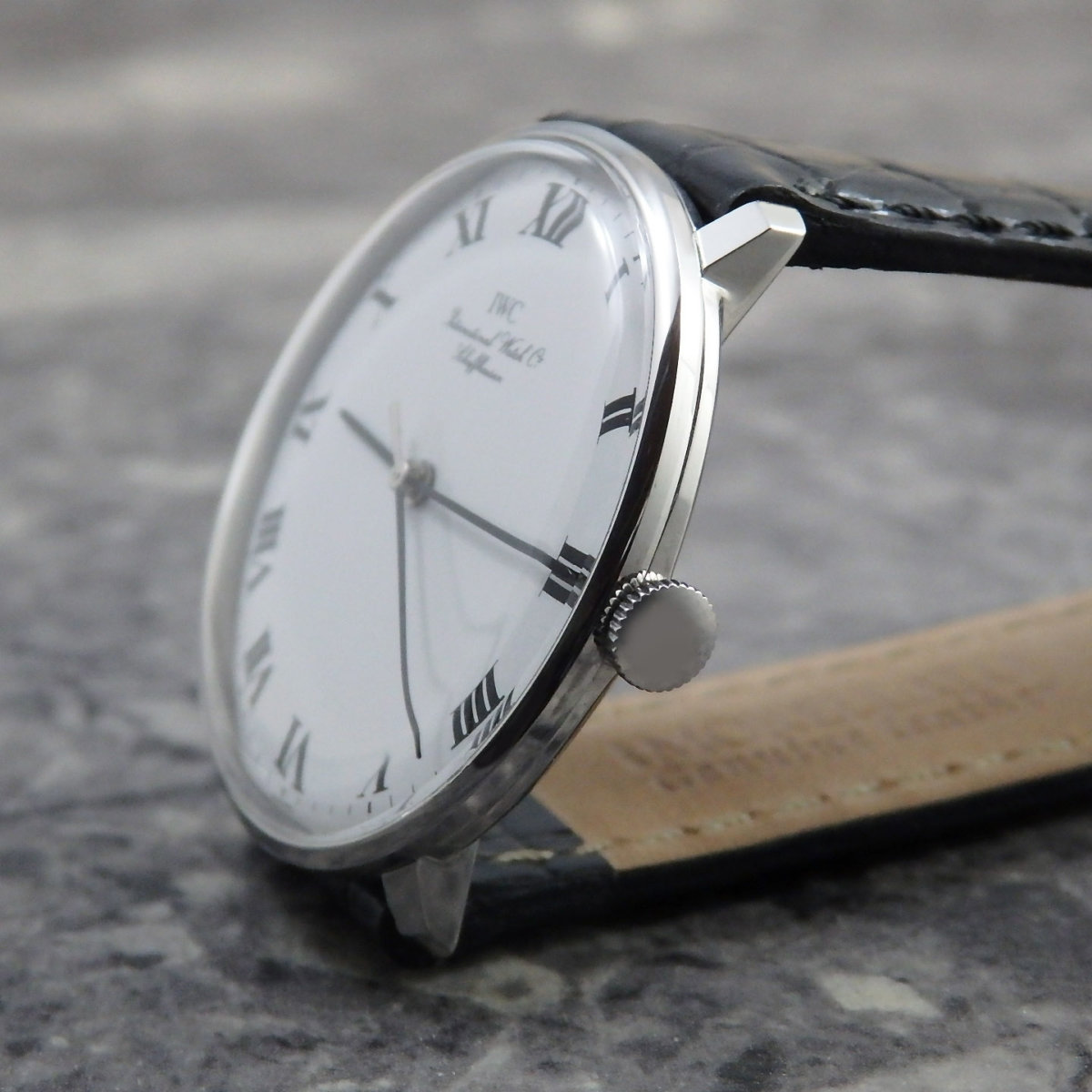 IWC 筆記体ロゴ オールドインター ホワイト ローマ ダイヤル