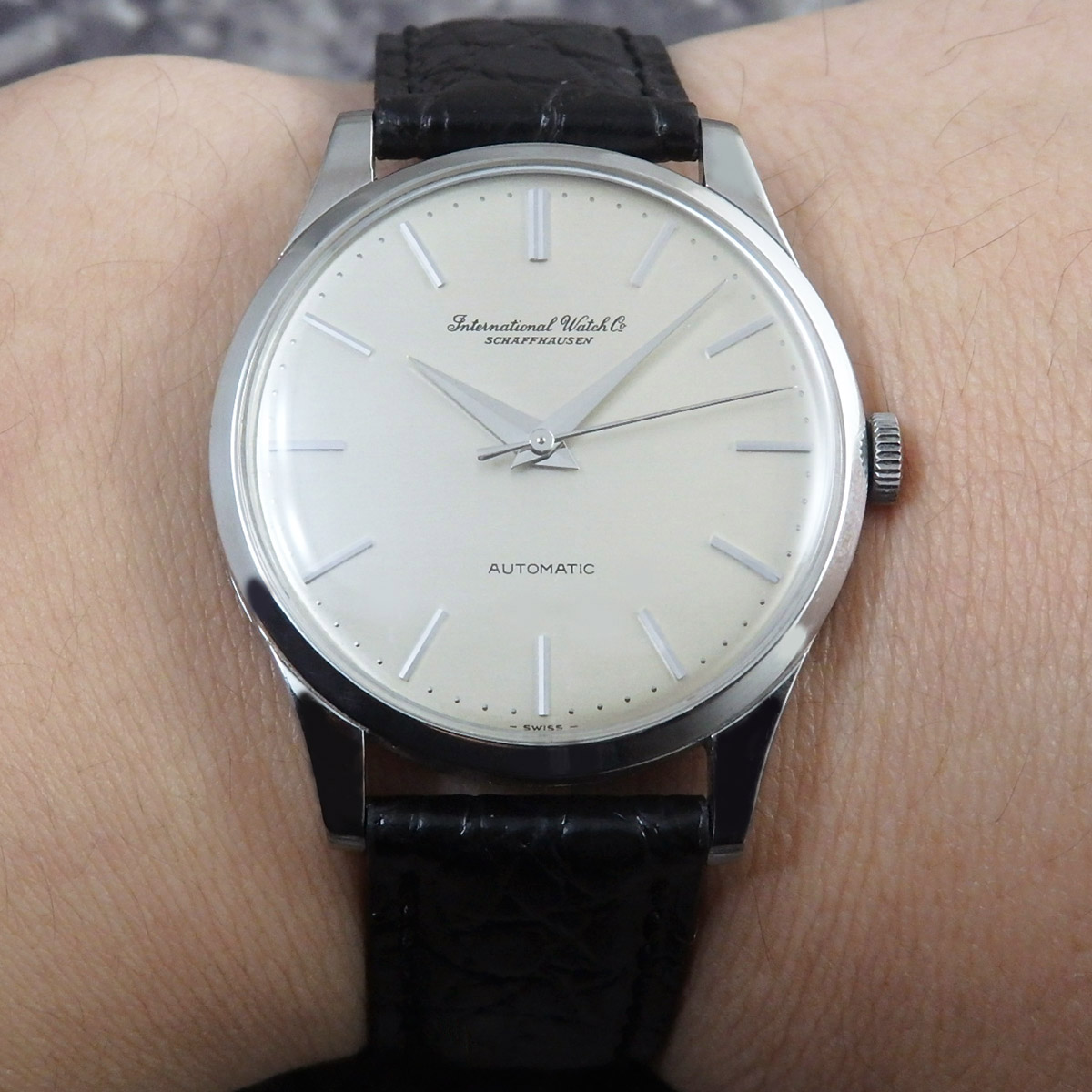 IWC 筆記体ロゴ オールドインター ノンデイト ペラトン式自動巻 1960年製