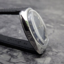
                        IWC オールドインター ブルー マーブルダイヤル Ref.R814A 1968年:画像3
          
        