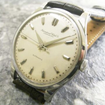 IWC オールドインター 筆記体ロゴ ペラトン式自動巻 正面全体