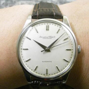 IWC 筆記体ロゴ オールドインター ペラトン式自動巻 背面