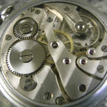 ミネルバ 懐中時計 2トーンダイアル ローマンインデックス スモールセコンド 背面