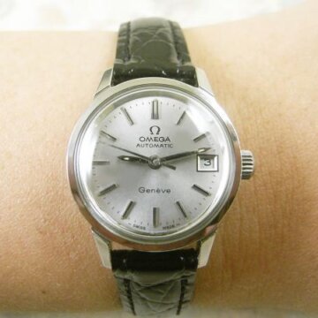 OMEGA レディースサイズ アンティーク時計 自動巻き 背面
