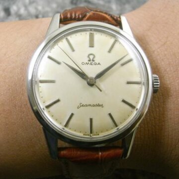 オメガ シーマスター アンティーク 30ミリキャリバー 背面