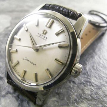 オメガ・OMEGA シーマスター アンティーク ドルフィンハンド 稀少 三ツ星 竜頭 正面全体