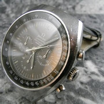 オメガ スピードマスター マーク2　70年代クロノグラフ MK2 正面全体