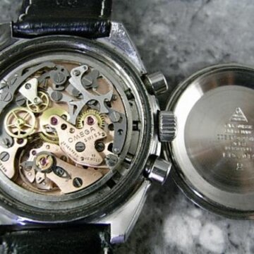オメガ スピードマスター マーク2　70年代クロノグラフ MK2 背面