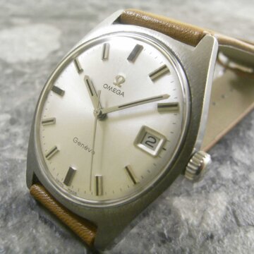 オメガ・OMEGA アンティーク 中3針 正面全体