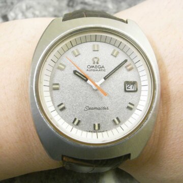 オメガ・OMEGA シーマスター アンティーク 三針 希少タイプ 背面