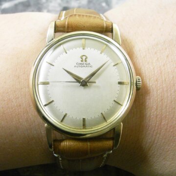 オメガ・OMEGA アンティーク ラウンド メンズ 中3針 2トーンダイアル 背面