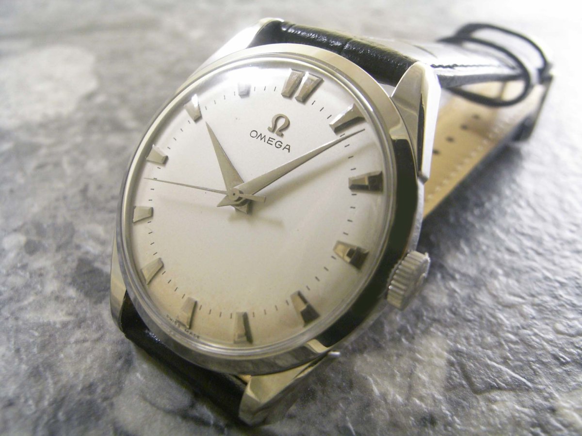OMEGA オメガ 手巻き30mmキャリバー cal.284 ノンデイト ドルフィン ...