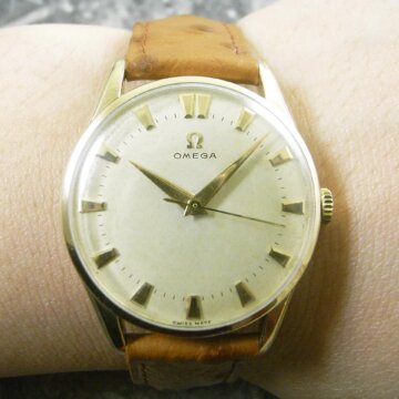 OMEGA オメガ 手巻き30mmキャリバー cal.284 ノンデイト ドルフィンハンド 希少 インデックス 背面