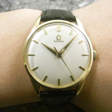OMEGA オメガ 手巻き 30mmキャリバー ノンデイト／ドルフィンハンド 背面