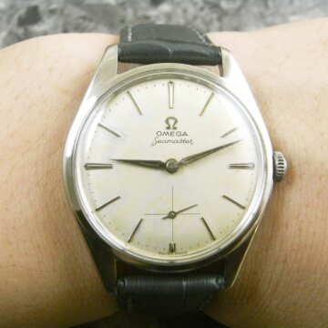 OMEGA・オメガ シーマスター ランチェロケース 手巻き30mmキャリバー スモールセコンド Ref.2990-1 背面