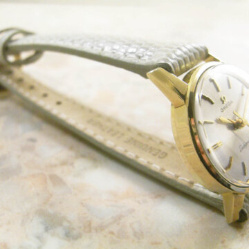 OMEGA オメガ Ladymatic レディーマチック レディースウォッチ 背面