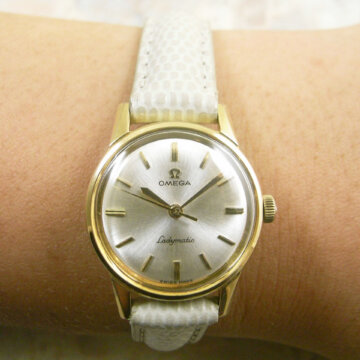 OMEGA オメガ Ladymatic レディーマチック レディースウォッチ 試着イメージ