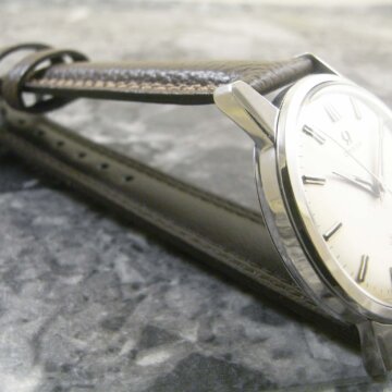 オメガ OMEGA シーマスター Seamaster アンティーク 30ミリキャリバー 背面