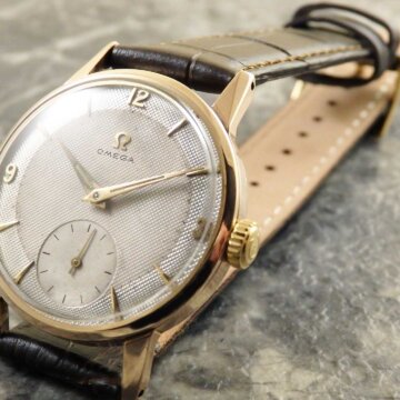 オメガ OMEGA スモセコ 30ミリキャリバー 金無垢 Cal.267 正面全体