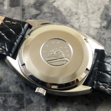 OMEGA オメガ コンステレーション・Cライン ジェラルドジェンタケース WGベゼル ドルフィンハンド 背面 ベルト