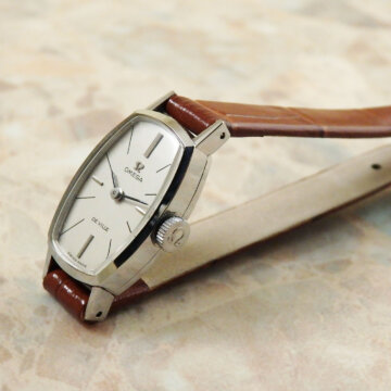 OMEGA オメガ レディース アンティーク腕時計 1969年 側面 リューズ