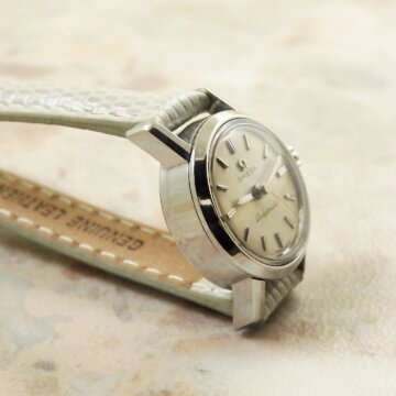 OMEGA Ladymatic アンティーク 腕時計 背面