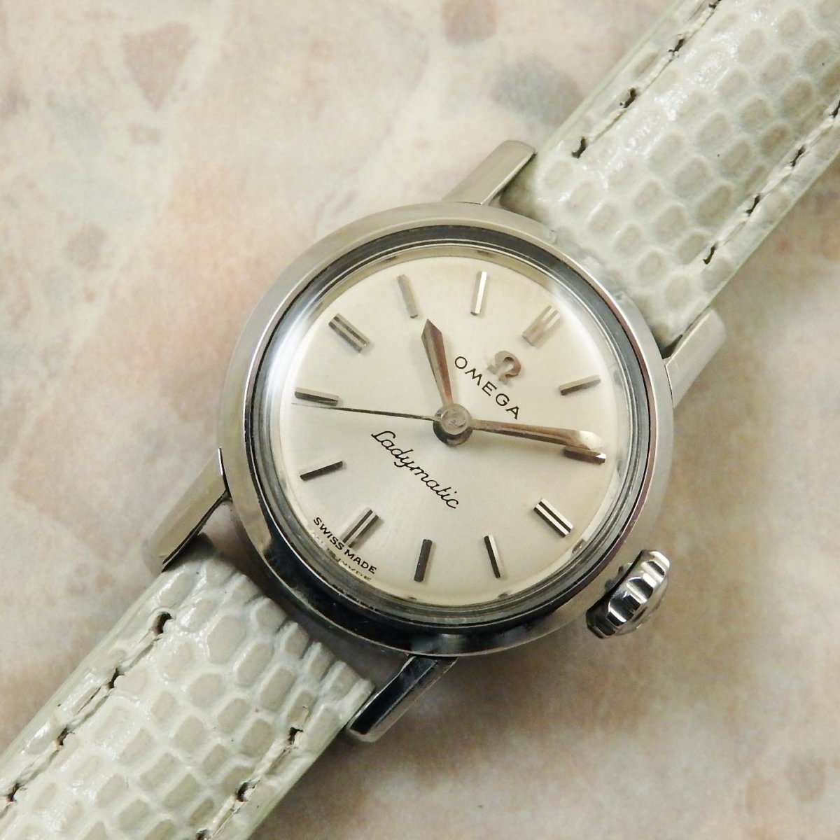 OMEGA Ladymatic アンティーク 腕時計 1962年 自動巻 オメガ レディー