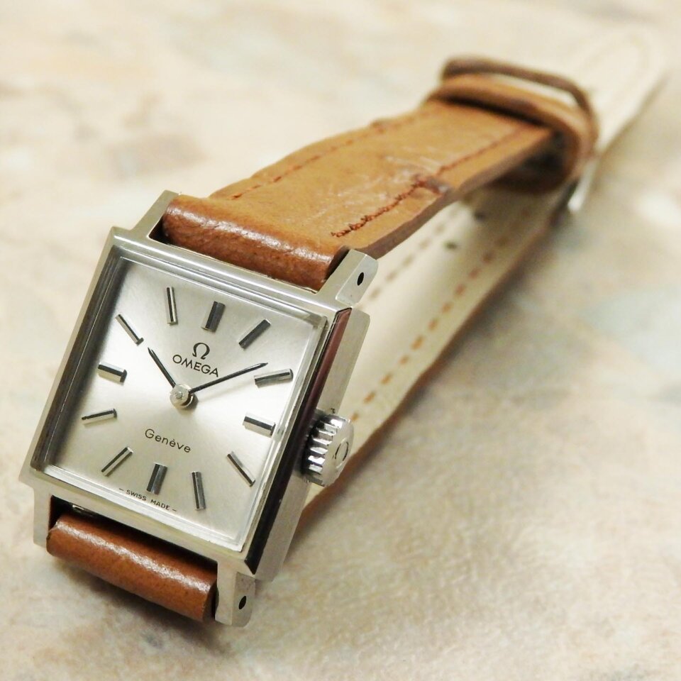 オメガ レディース アンティーク腕時計 スクエアフェイス 1971年 OMEGA