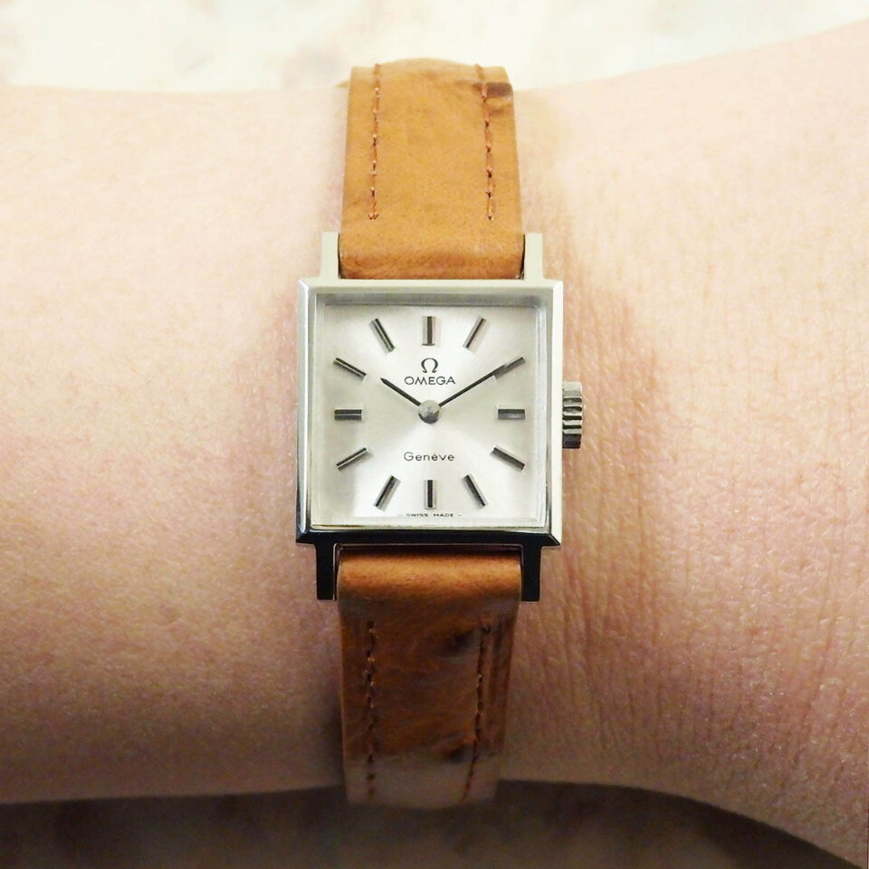 オメガ レディース アンティーク腕時計 スクエアフェイス 1971年 OMEGA