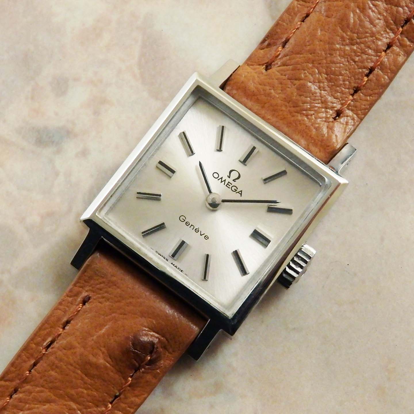 オメガ レディース アンティーク腕時計 スクエアフェイス 1971年 OMEGA 手巻き