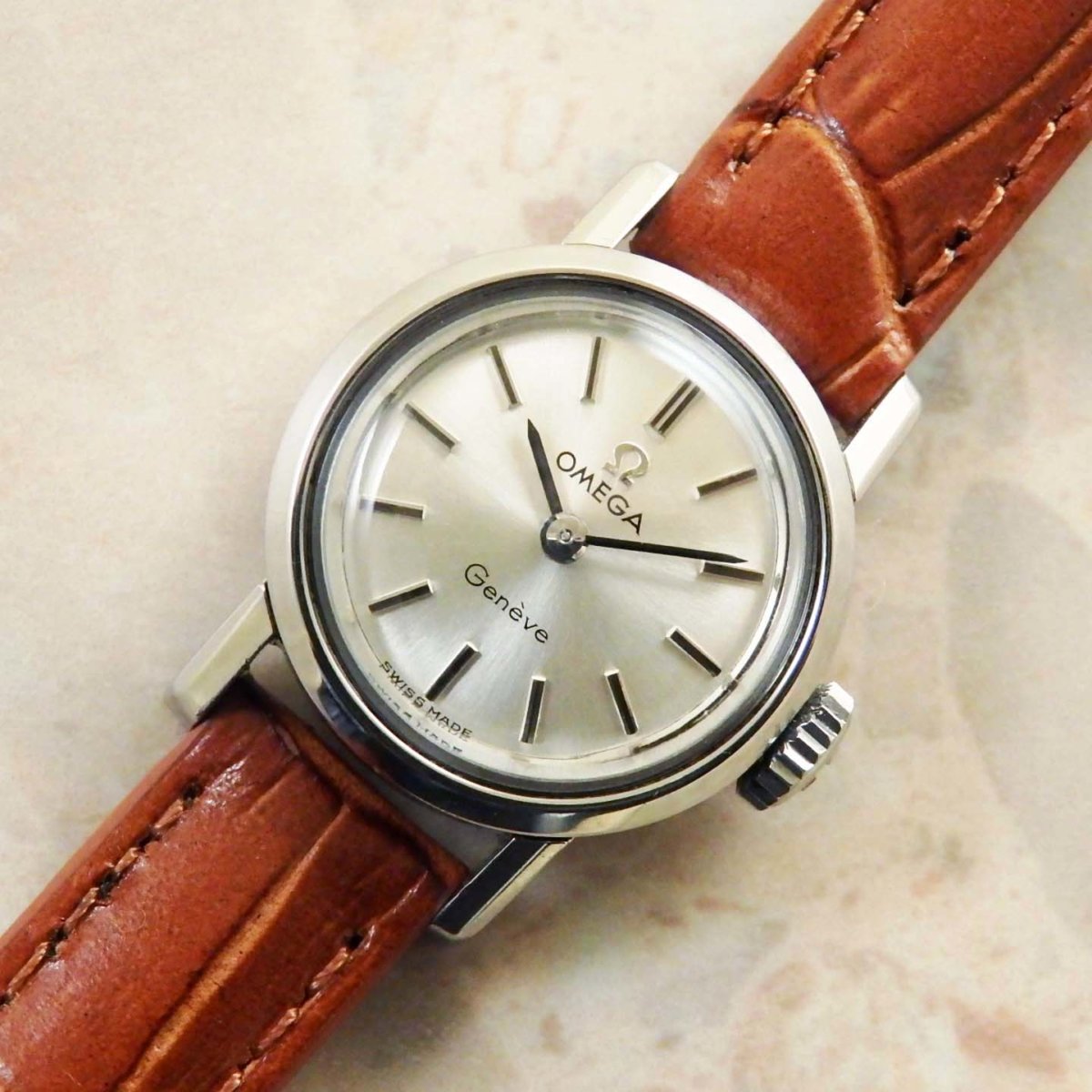 OMEGA・オメガ レディース アンティーク時計 ラウンド型 | アンティーク時計の販売ならアンティークウォッチライフ