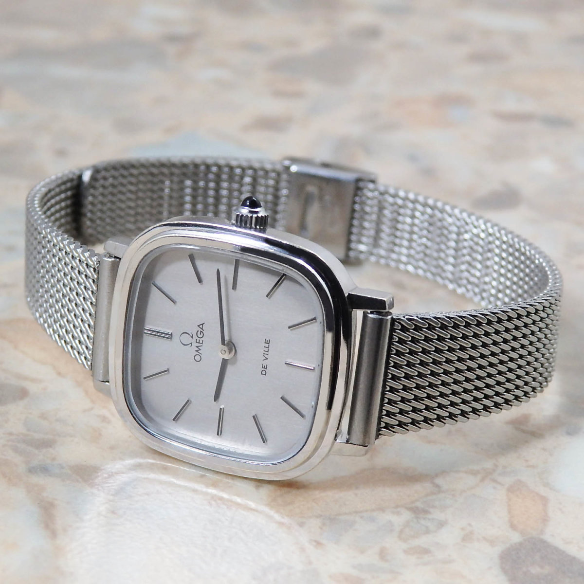 オメガ　デヴィル　腕時計　ビンテージ　レディース　18ｍｍ　スクエア　クオーツ オメガ OMEGA デビル/DeVille アンティーク腕時計 レディース