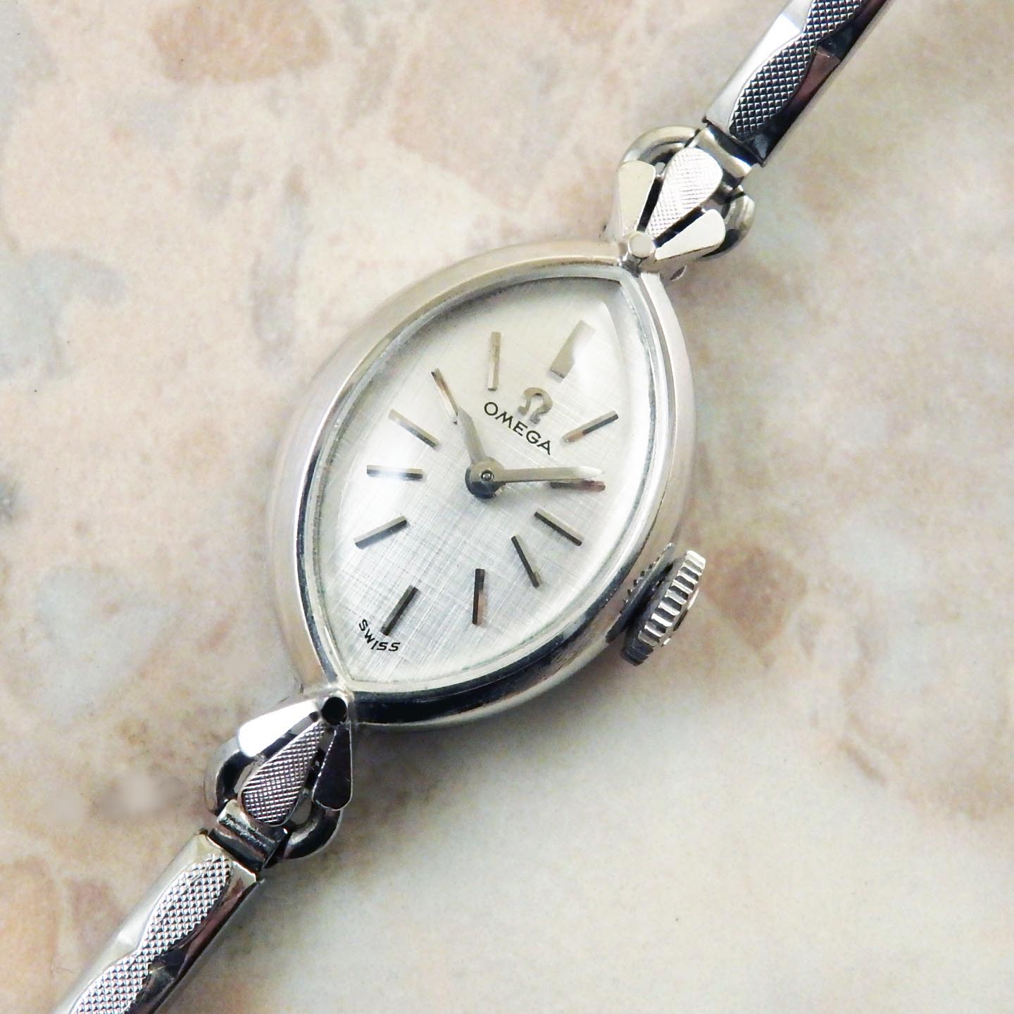 腕時計(アナログ)OH済女性オメガOMEGAアンティークウォッチ手巻きレディース腕時計2043