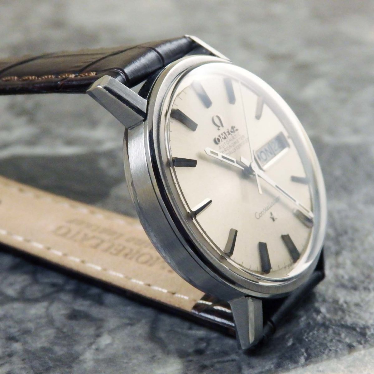 Omega オメガ コンステレーション 自動巻クロノメーター ラウンドケース Ref 168 016 アンティーク 1969年