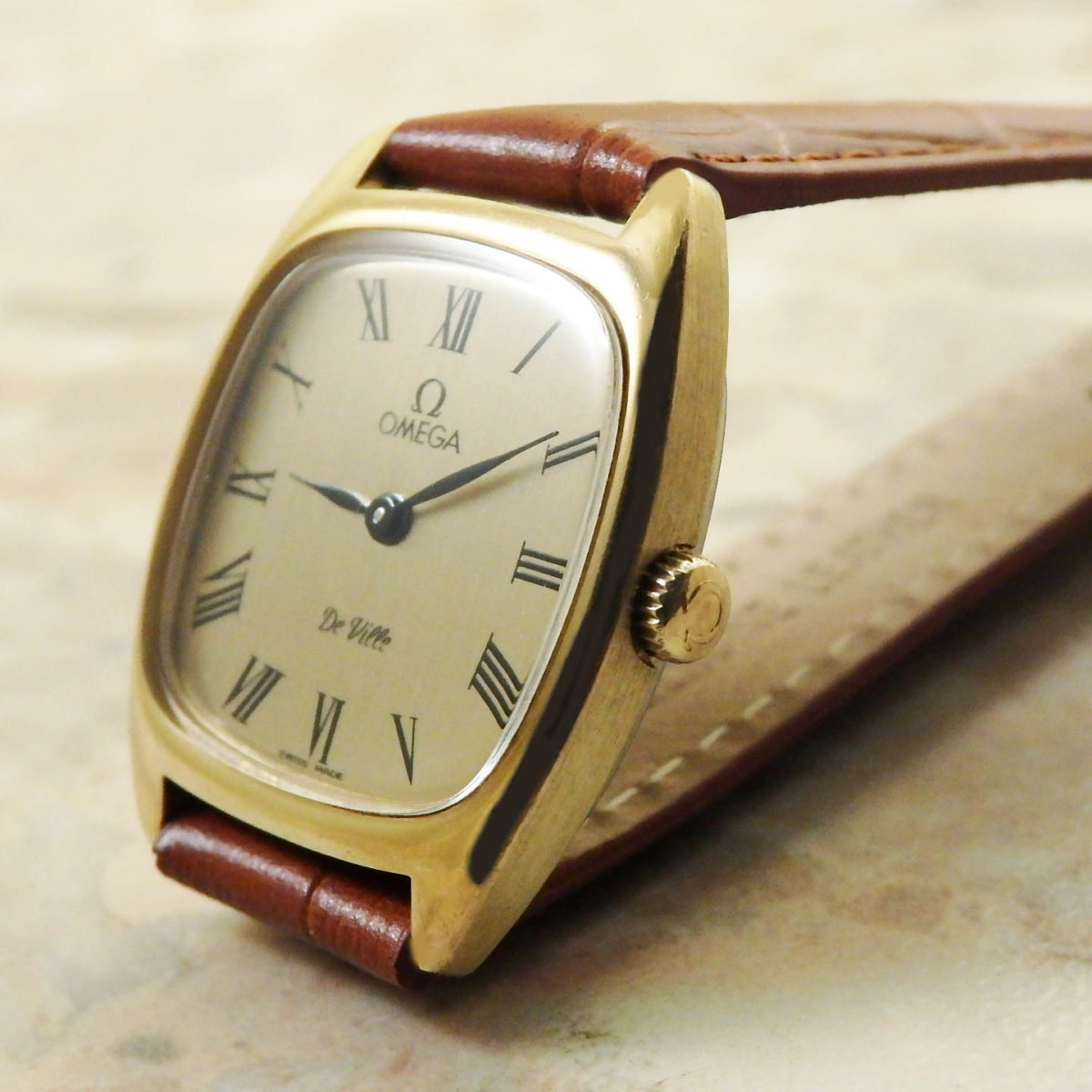 オメガ レディースウオッチ シャンパンゴールドダイアル ローマ数字
