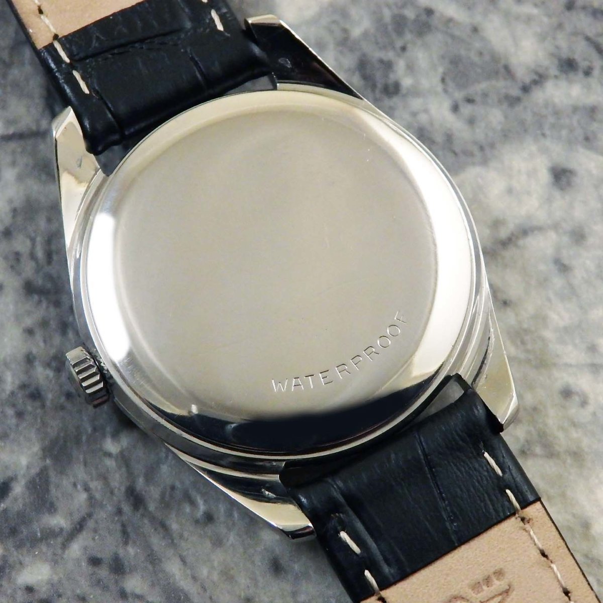 OMEGA(オメガ)シーマスター 30ミリキャリバー ランチェロケース 1960年