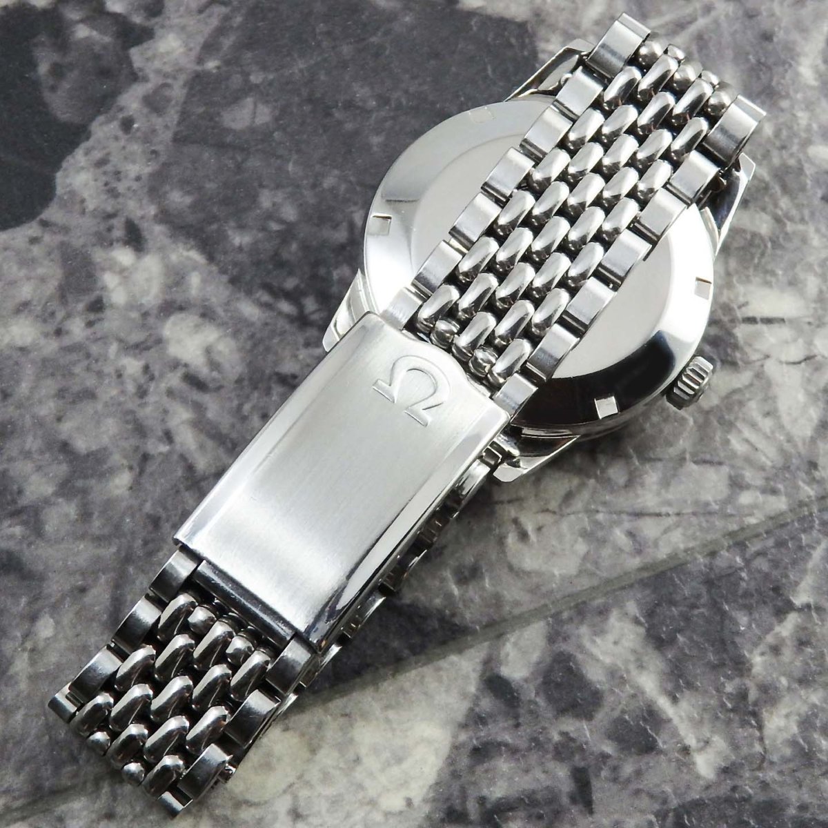 オメガ SEAMASTER(シーマスター)30 Cal.286 手巻き 30mmキャリバー