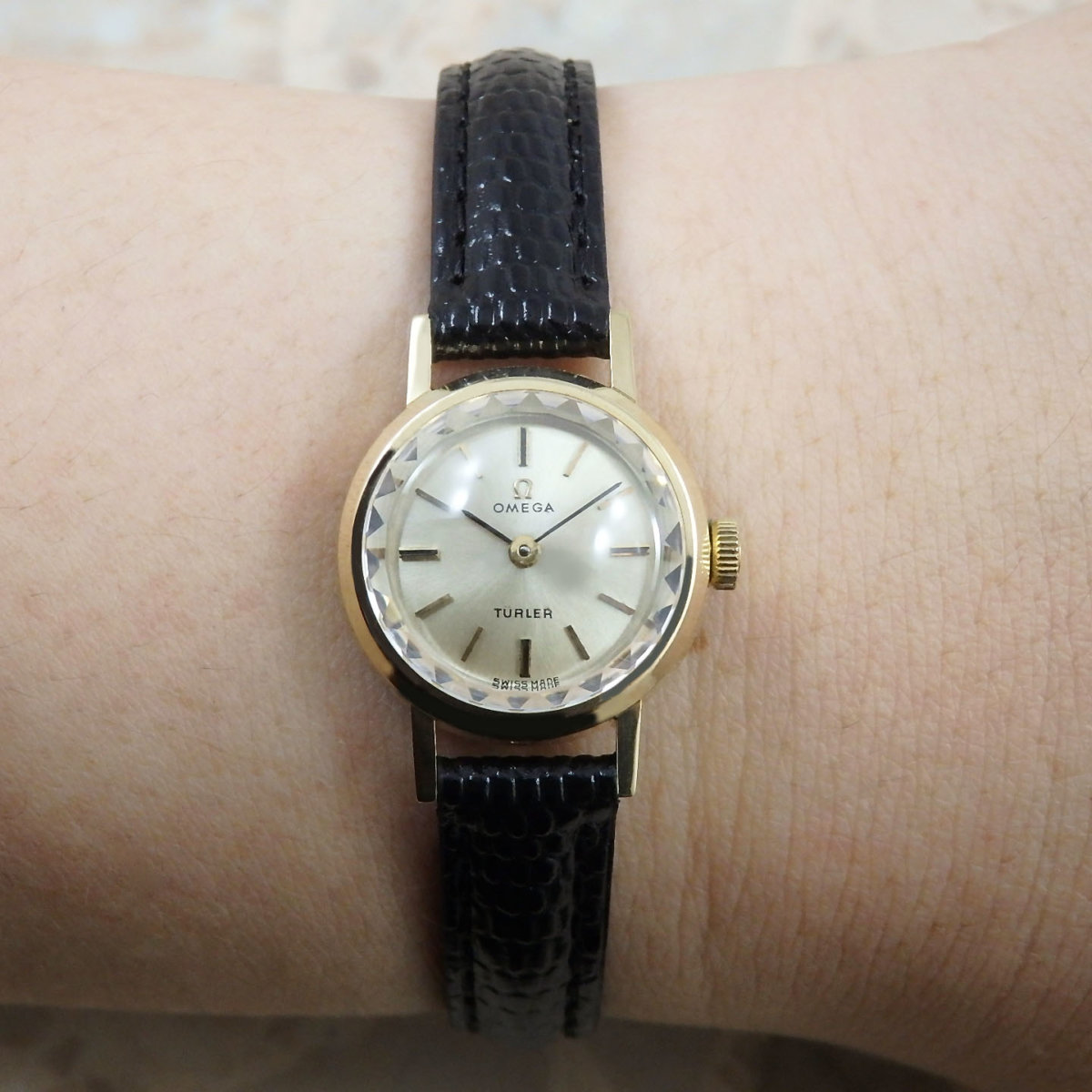 証明書OMEGA K18 カットガラス手巻きアンティーク時計 1968年当時の保証書付