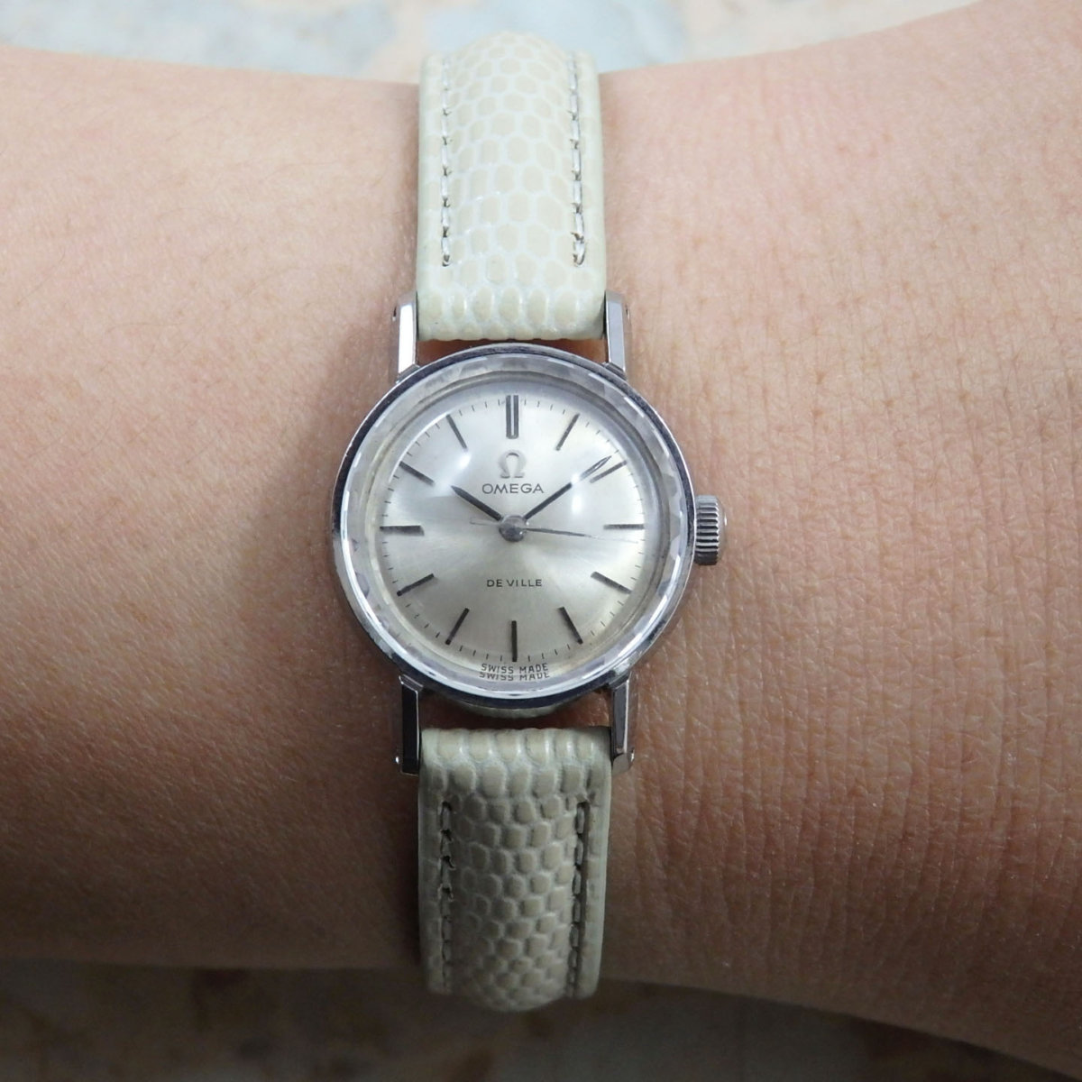OMEGA 60'S Ladies Cut Glass オメガ レディース カットガラス