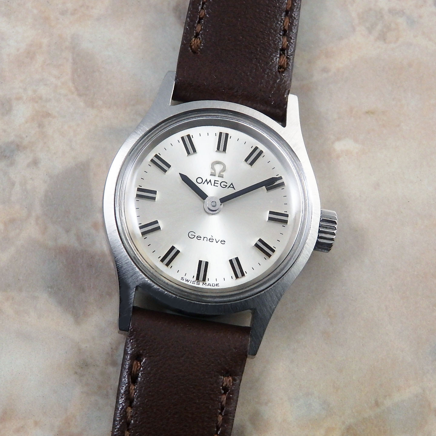 オメガ 70s アンティーク 時計 レディース 1970年式OMEGA腕時計 手巻き