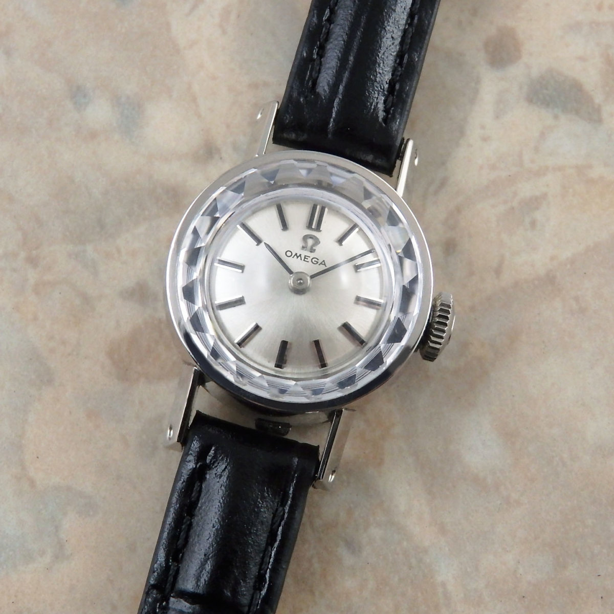 OMEGA レディース アンティーク カットガラス プラチナ Platinum 1963