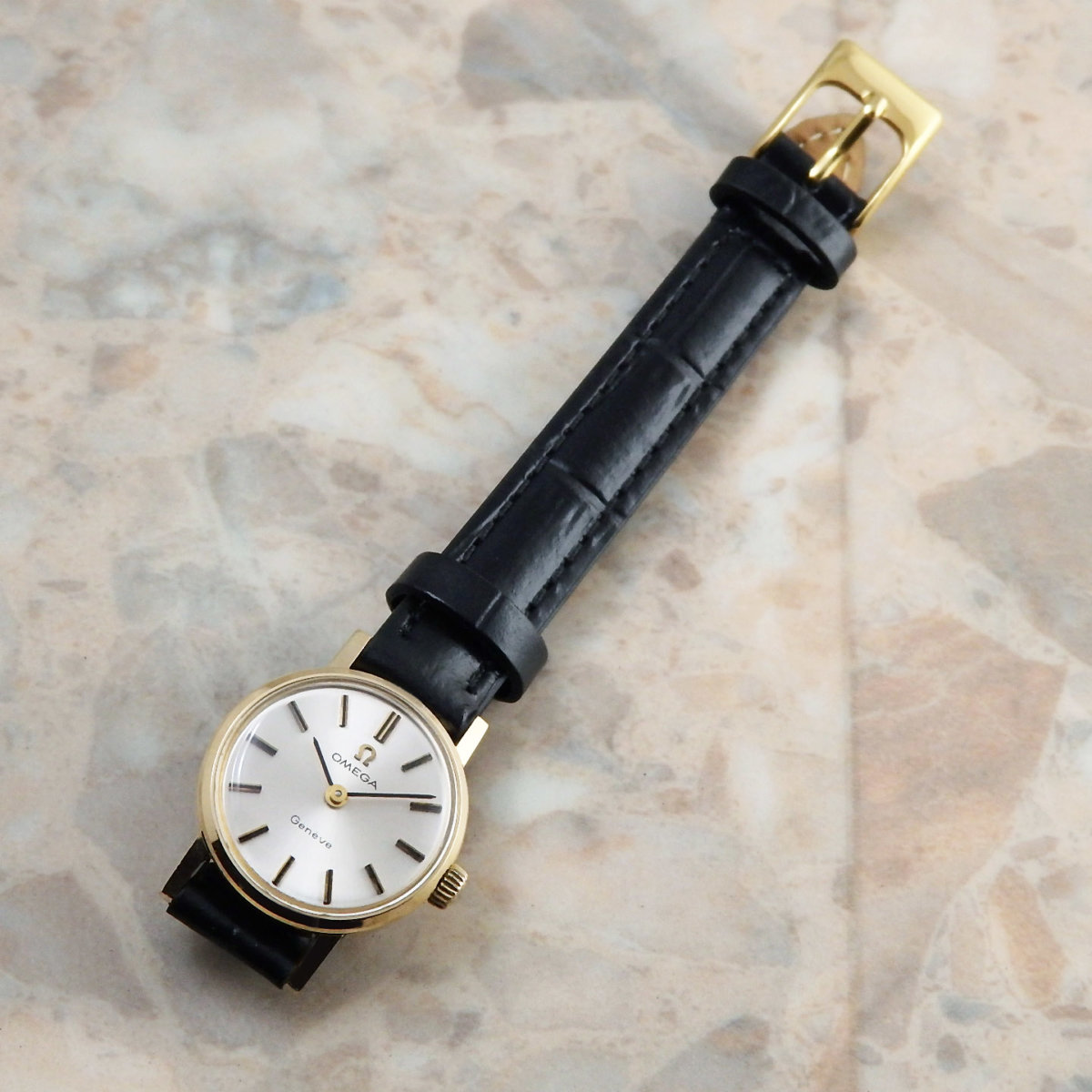 OMEGA レディース アンティーク イエローゴールド 金無垢 18kyg