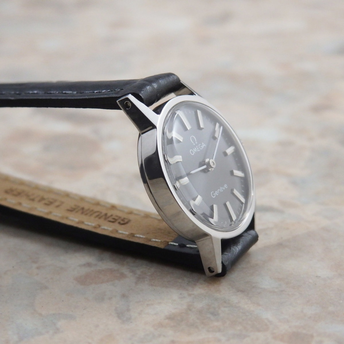 オメガ レディース アンティーク 1970s 希少 グレーダイヤル