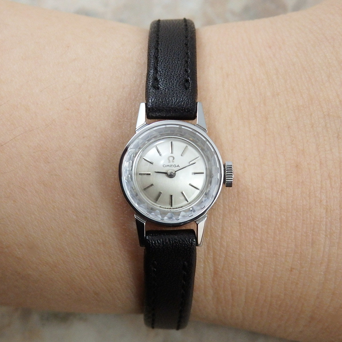 ATOMIC CENTURY 166cm レディース 訳あり OMEGA 1960'S Ladies Cut Glass | アンティーク時計の販売なら